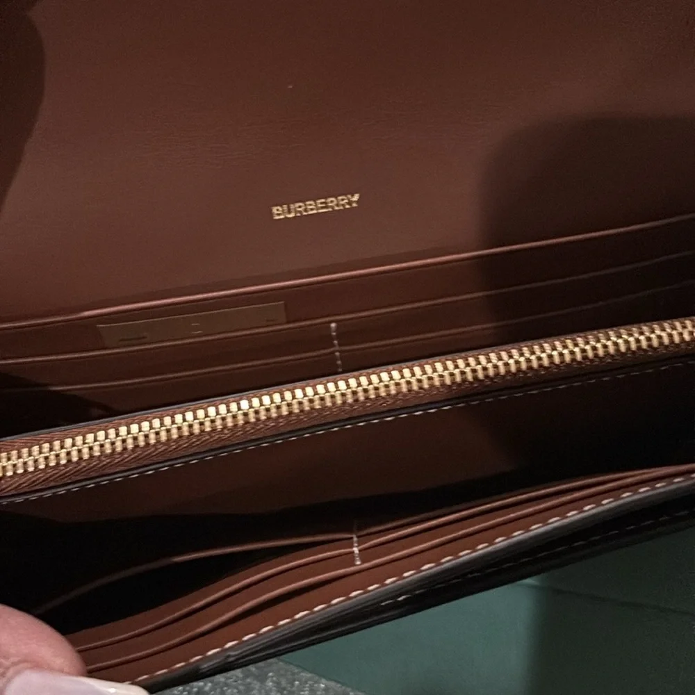Burberry Wallet - Picture 4 of 4